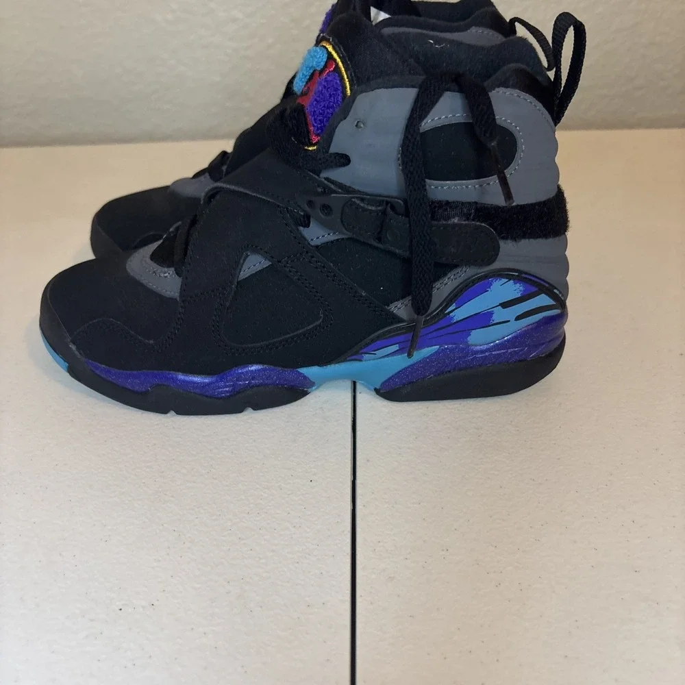 Size 4Y- Jordan 8 Retro‎ 2015 Mid Aqua NO BOX